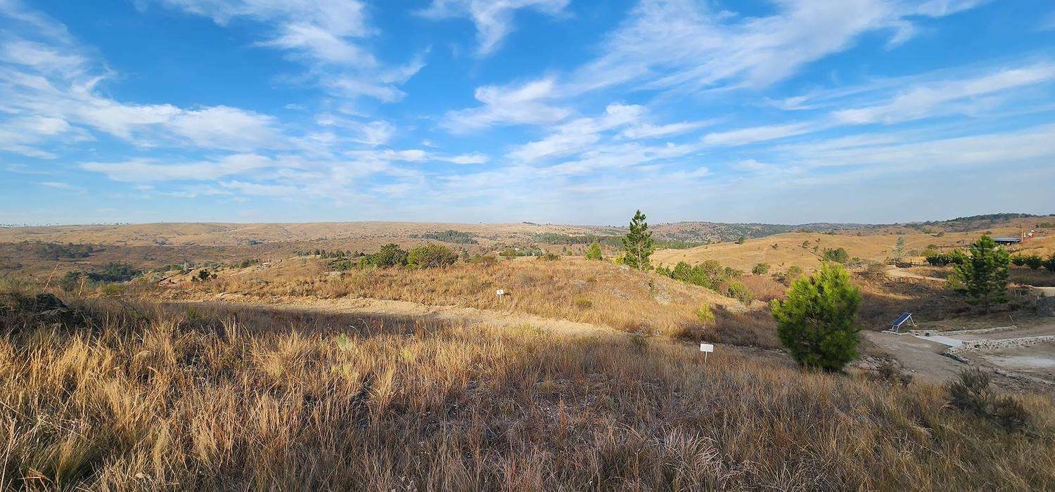 Terrenos con Arroyo, 9 km del Vado del Durazno
